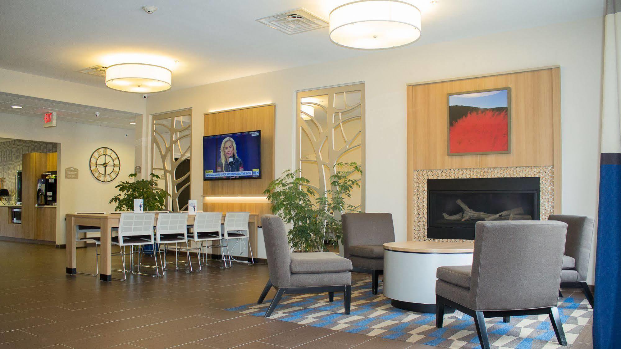 Microtel Inn & Suites By Wyndham - Penn Yan Eksteriør billede